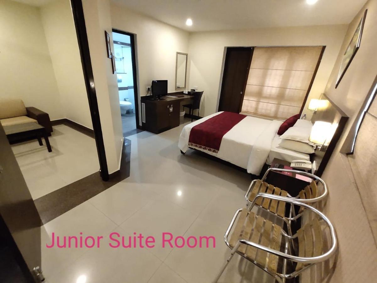 อาร์ปนา โฮเต็ล Hotel ติรุวันนามาลัย ภายนอก รูปภาพ